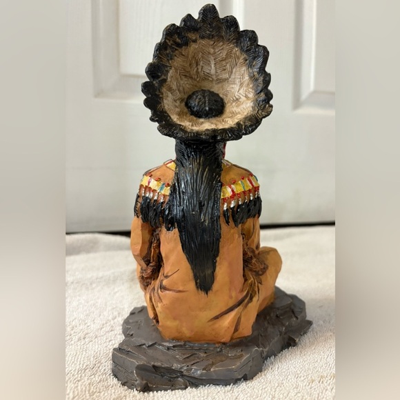Vintage Old West Visions Native American Figurine - Picture 2 of 7